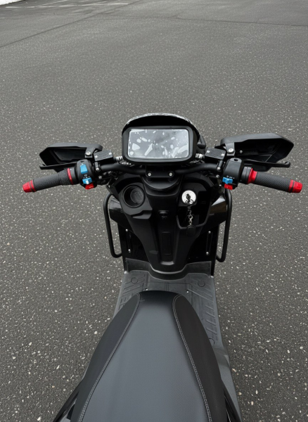 Электроскутер GT TANK 01 PRO 3000W 72V 60AH